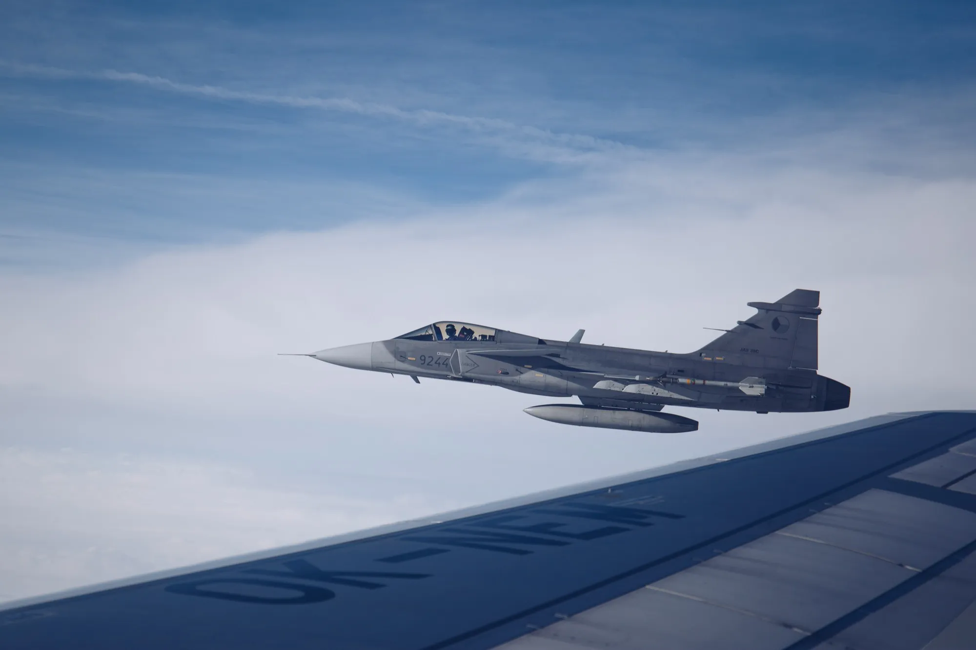 Stíhačka Gripen v letu